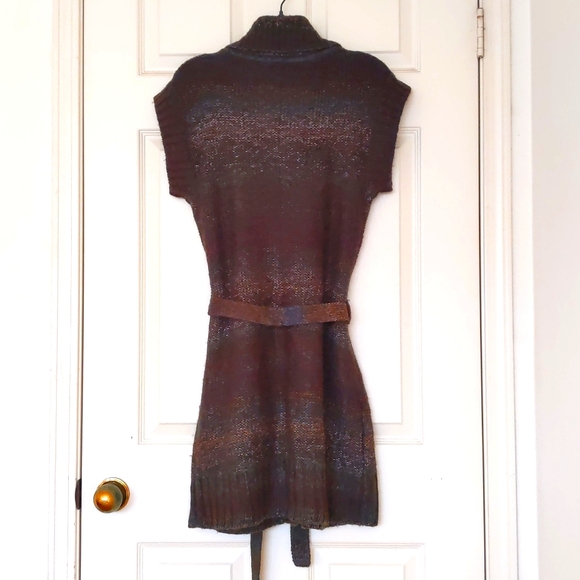 NWT. Vertigo Paris Wool blended short sleeve multi colored long cardigan sweater - Picture 4 of 4